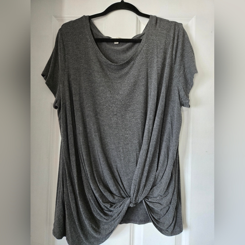 Nine Britton Charcoal Knotted Tee